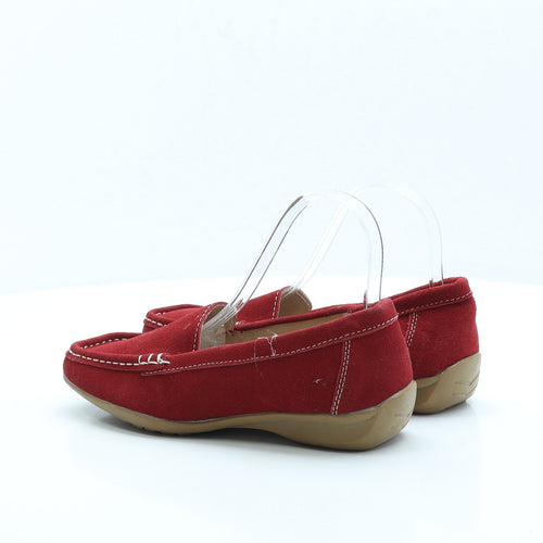 Preworn Womens Red Faux Suede Loafer Flat UK 5 EUR 38 US 7