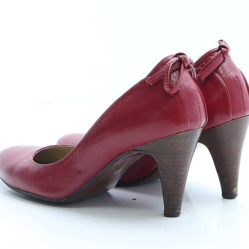 Preworn Womens Red Faux Leather Court Heel UK 4 EUR 37