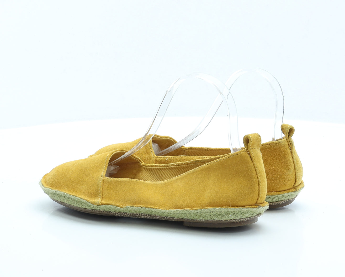 Clarks Womens Yellow Faux Suede Flat UK 6