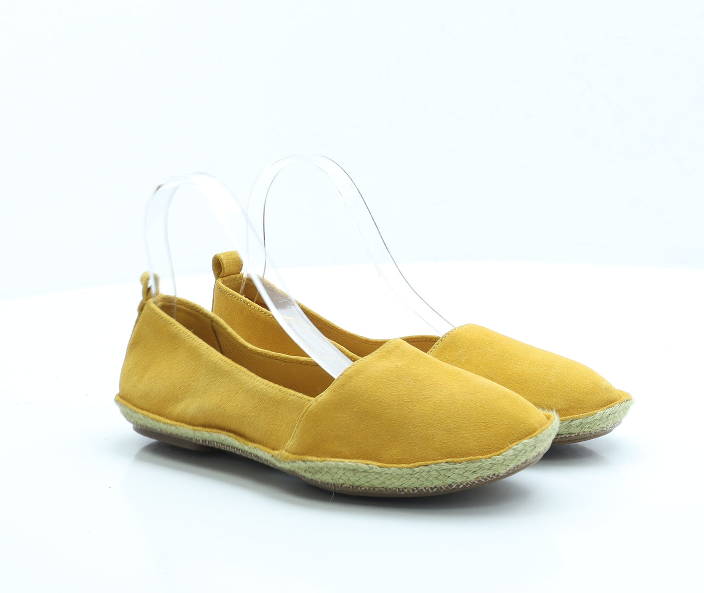 Clarks Womens Yellow Faux Suede Flat UK 6