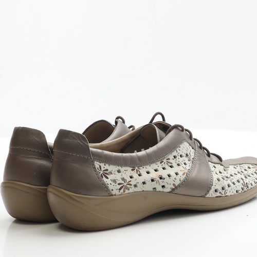 Preworn Womens Brown Faux Leather Flat UK 8