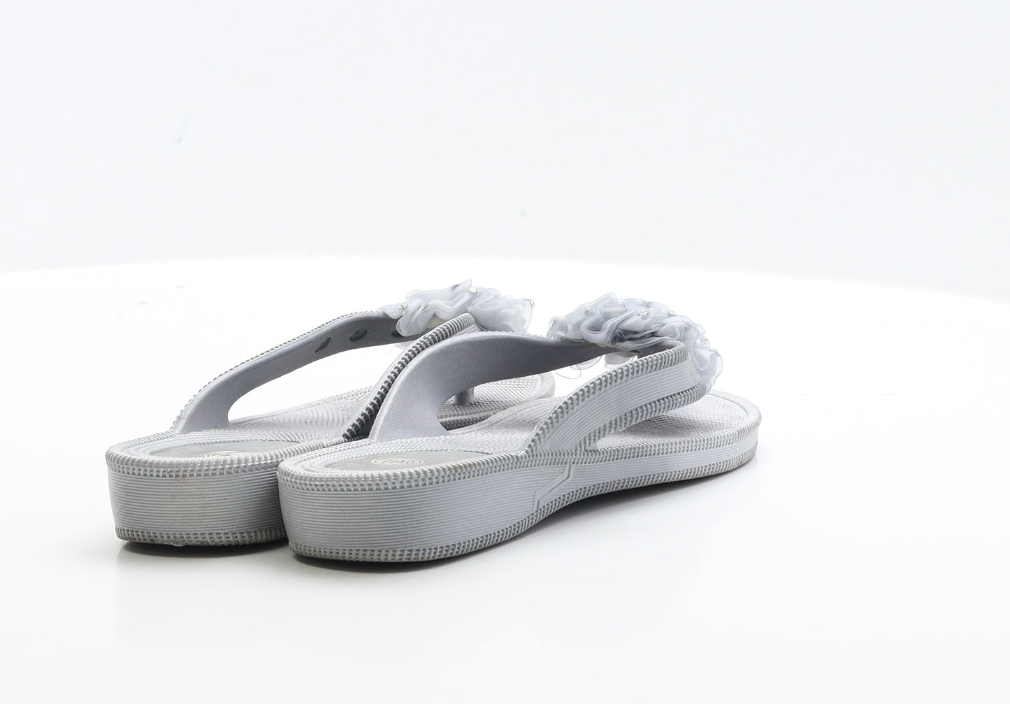 Preworm Womens Silver Rubber Thong Sandal UK 7 EUR 40