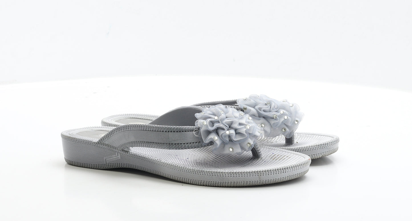 Preworm Womens Silver Rubber Thong Sandal UK 7 EUR 40