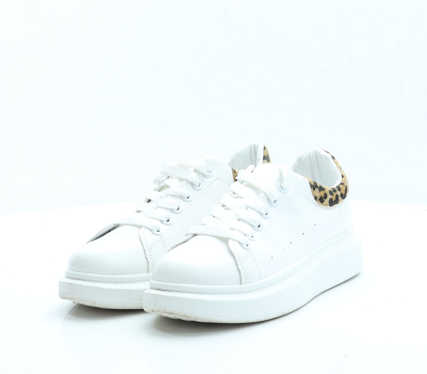 Preworn Womens White Animal Print Faux Leather Trainer UK 6 EUR 39
