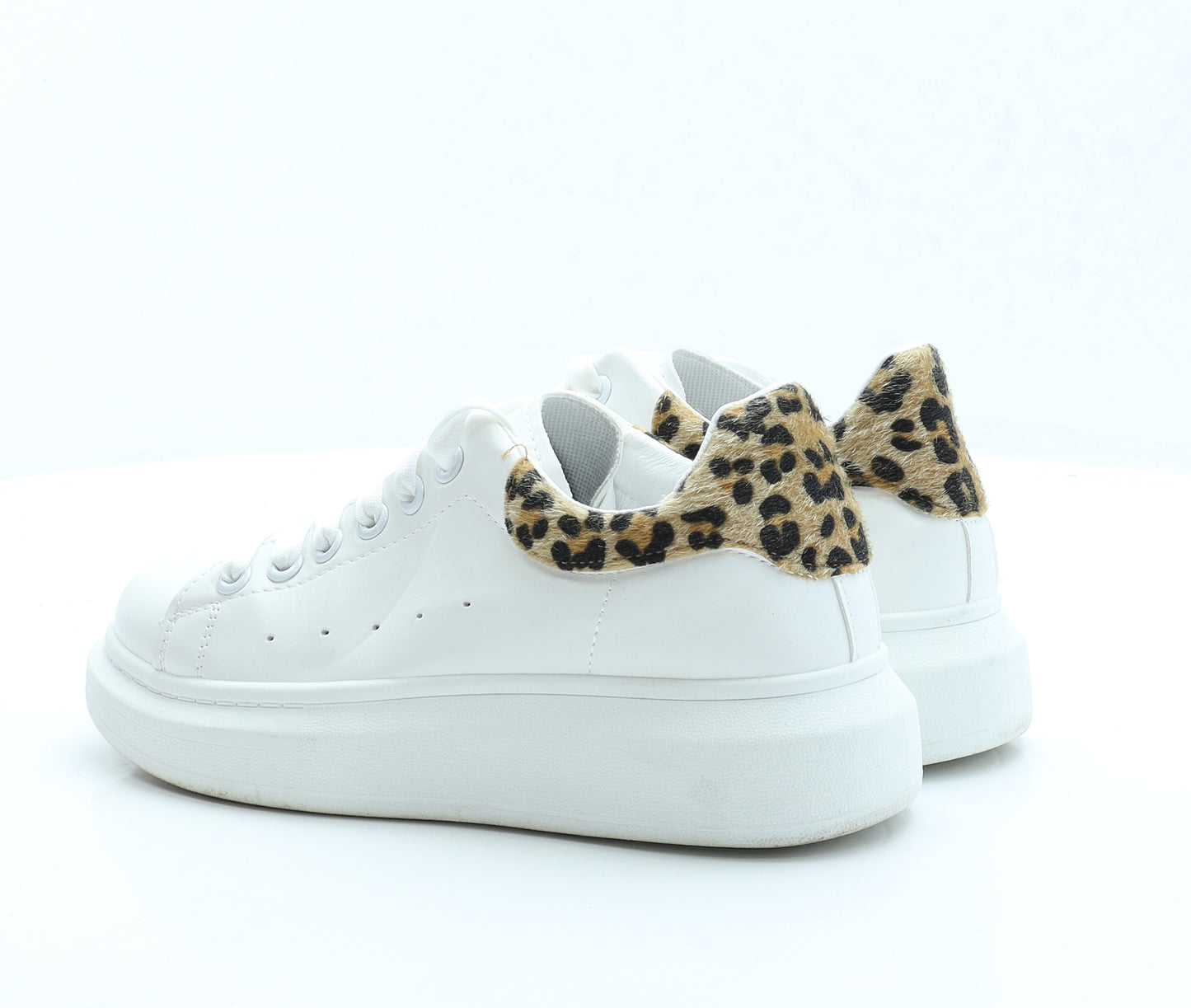 Preworn Womens White Animal Print Faux Leather Trainer UK 6 EUR 39