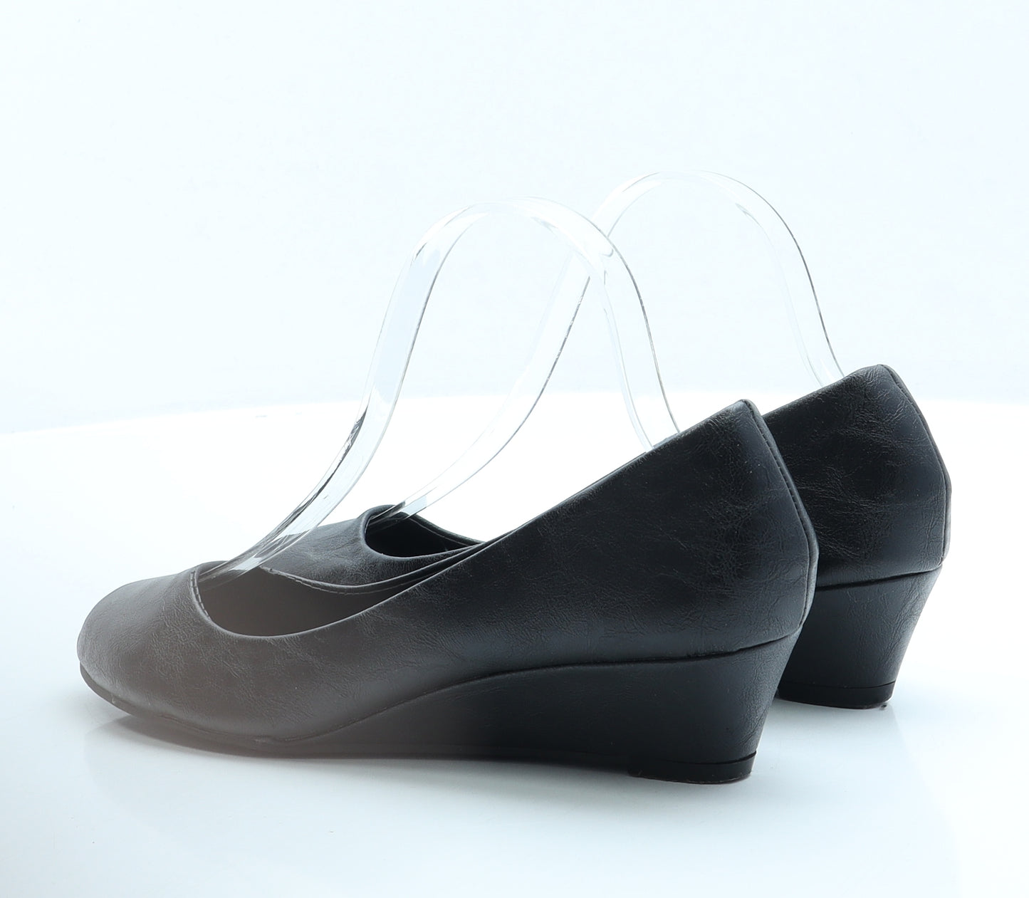 Intuition Womens Black Faux Leather Court Heel UK 6
