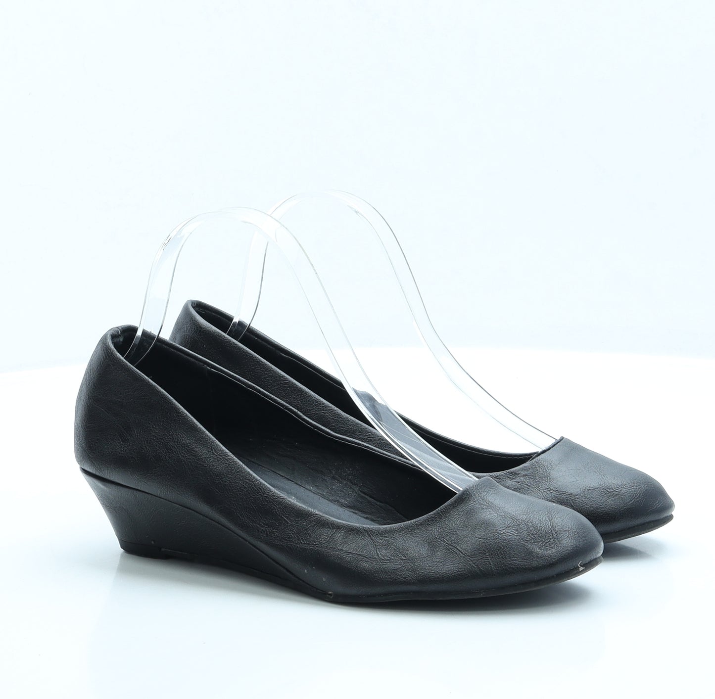 Intuition Womens Black Faux Leather Court Heel UK 6