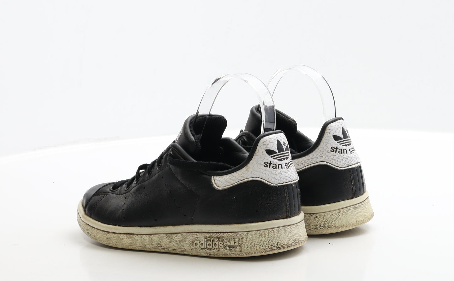 adidas Boys Black Polyester Trainer UK 4 EUR 36.5 - Stan Smith