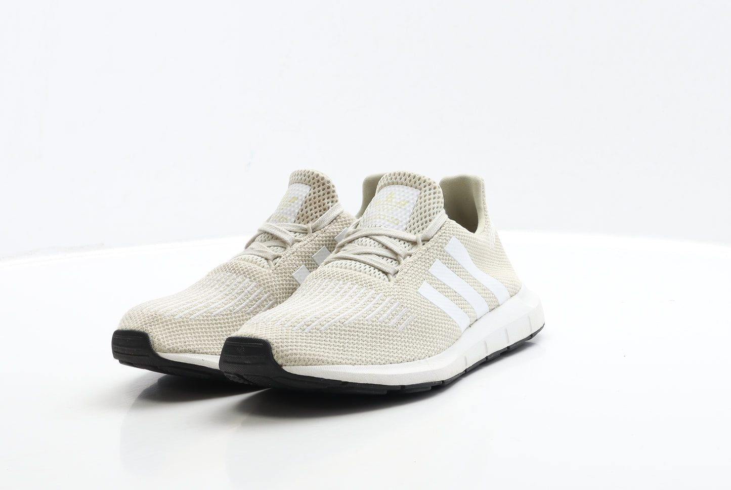 adidas Womens Beige Polyester Trainer UK 4.5 EUR 37.5