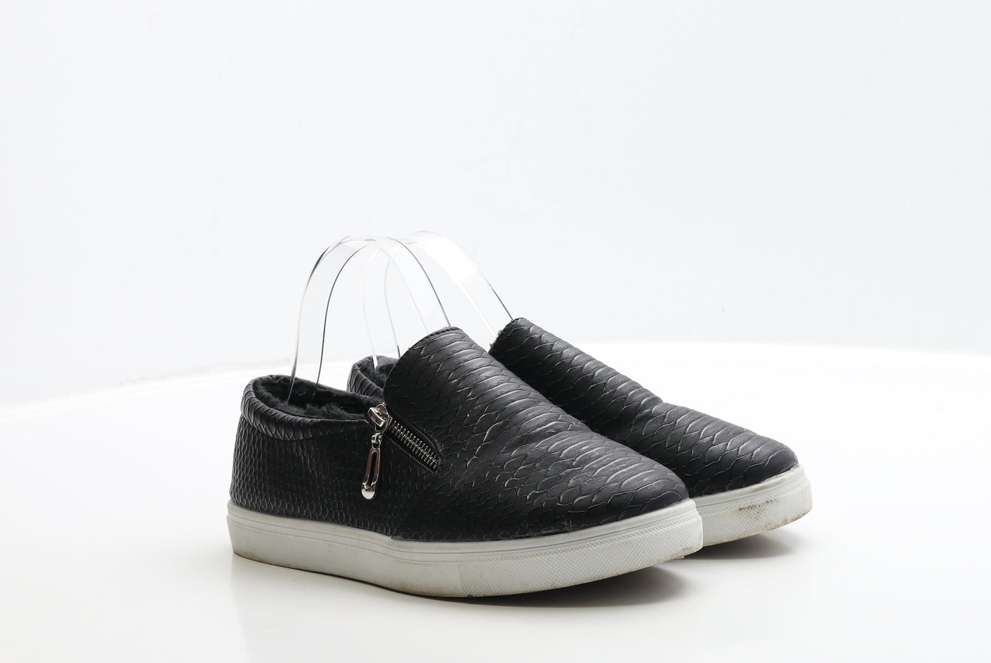 Preworn Womens Black Geometric Polyester Trainer UK 5