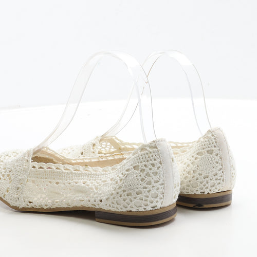 GosZip Womens White Polyester Ballet Flat UK 4