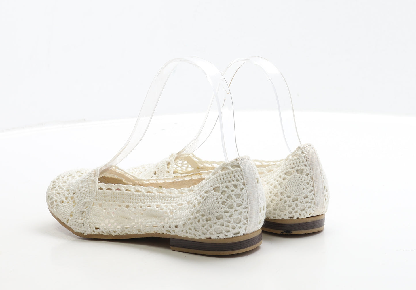 GosZip Womens White Polyester Ballet Flat UK 4