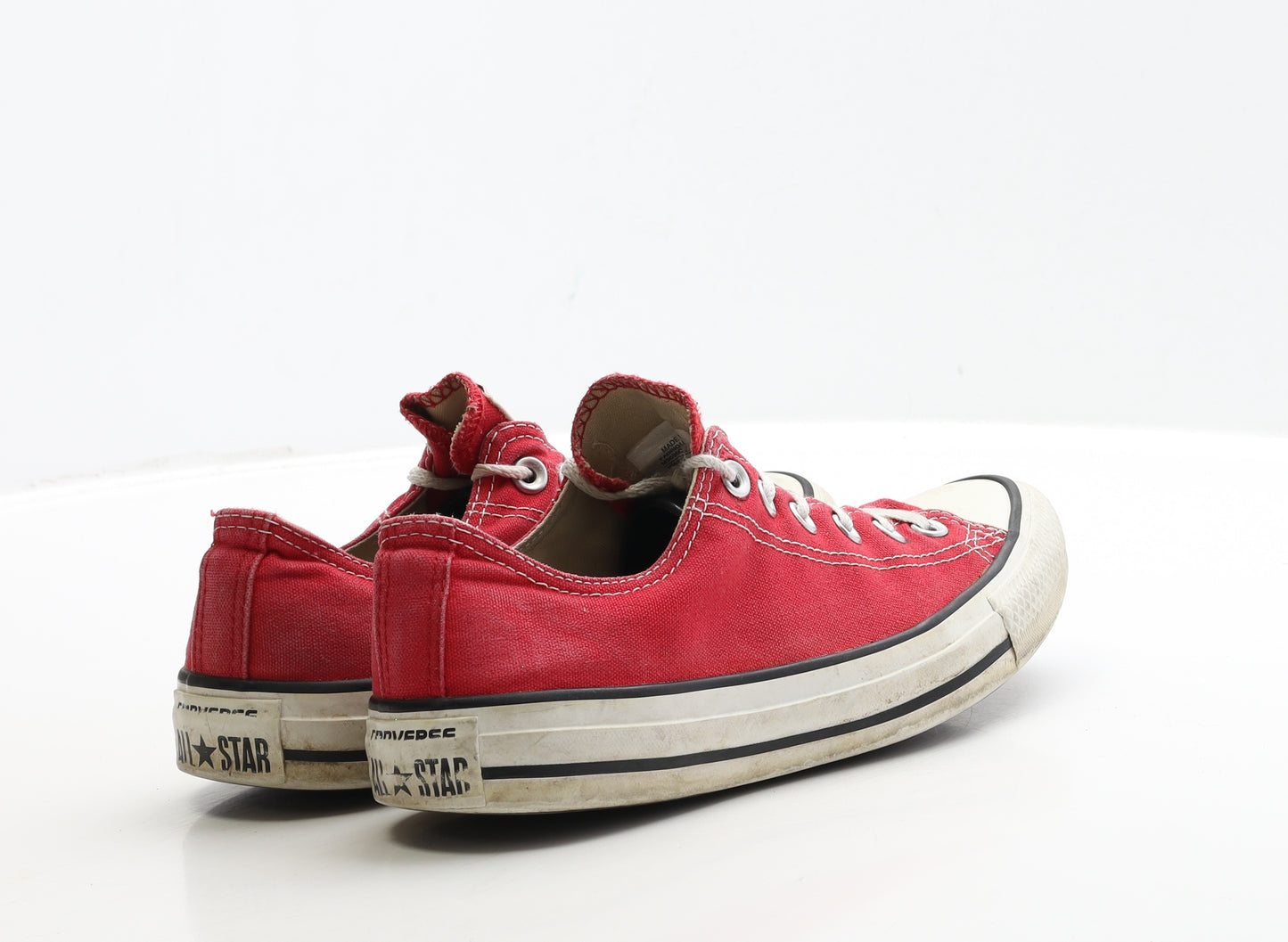 Converse Mens Red Fabric Trainer UK 6 39