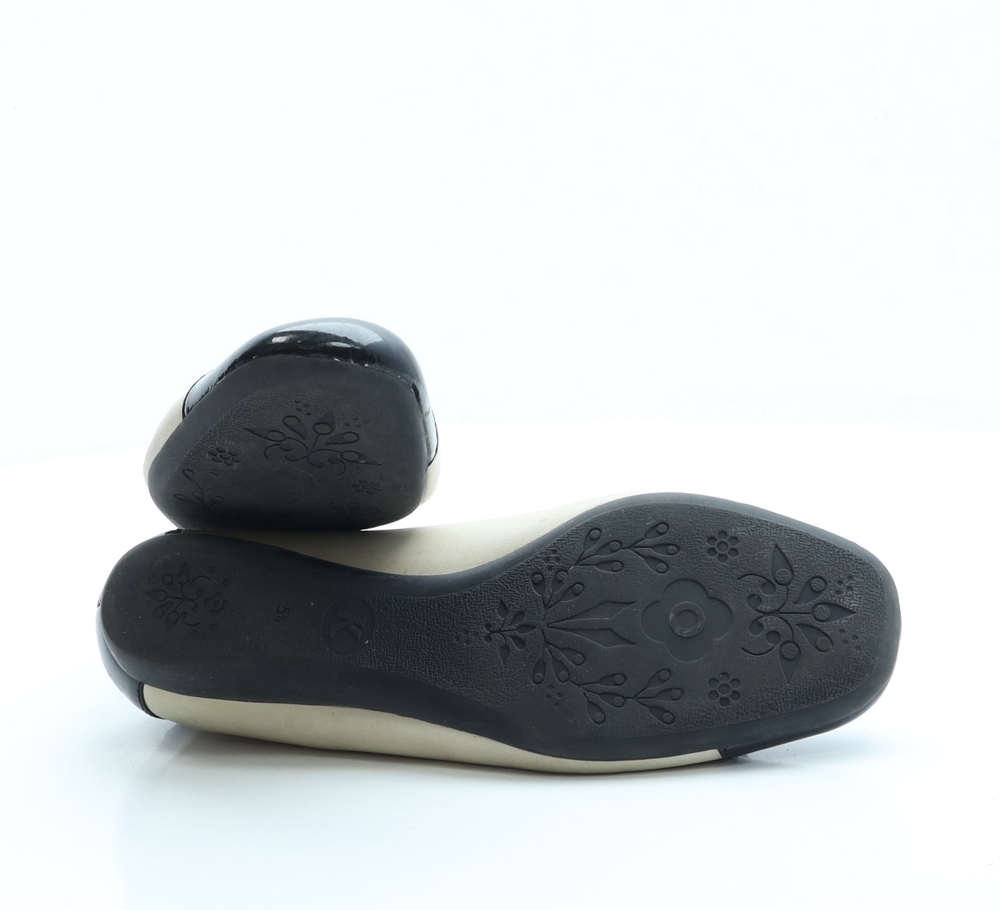 K by Clarks Womens Beige Leather Ballet Flat UK 5.5