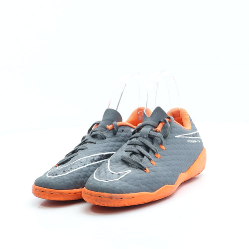 Nike Boys Grey Leather Trainer UK 2.5 35 - Astro Turf shoe