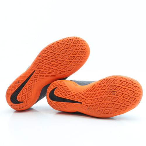 Nike Boys Grey Leather Trainer UK 2.5 35 - Astro Turf shoe