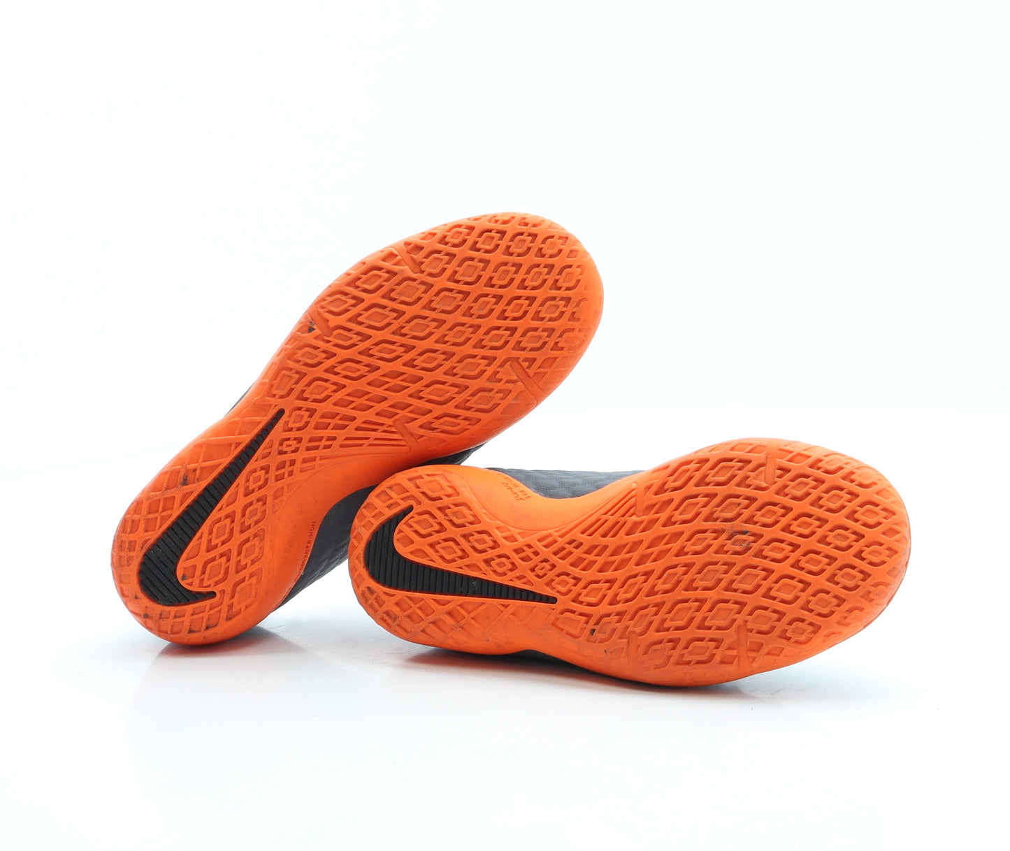 Nike Boys Grey Leather Trainer UK 2.5 35 - Astro Turf shoe