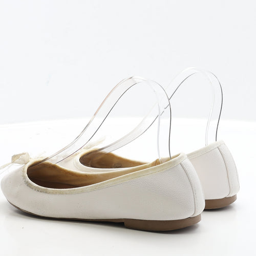 New Look Womens White Leather Ballet Flat UK 5 38 - Wide Fit
