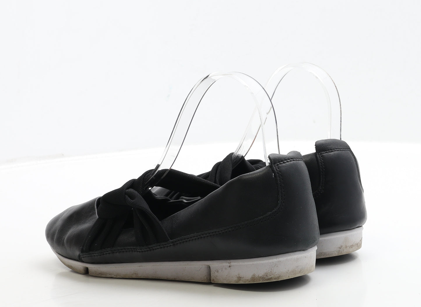 Clarks Womens Black Leather Slip On Flat UK 5.5 38.5