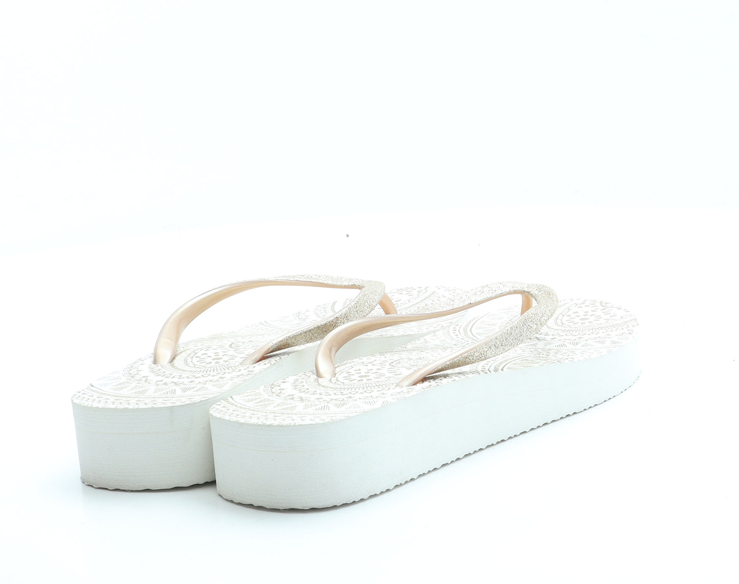 Preworn Womens White Geometric Rubber Thong Sandal UK 7