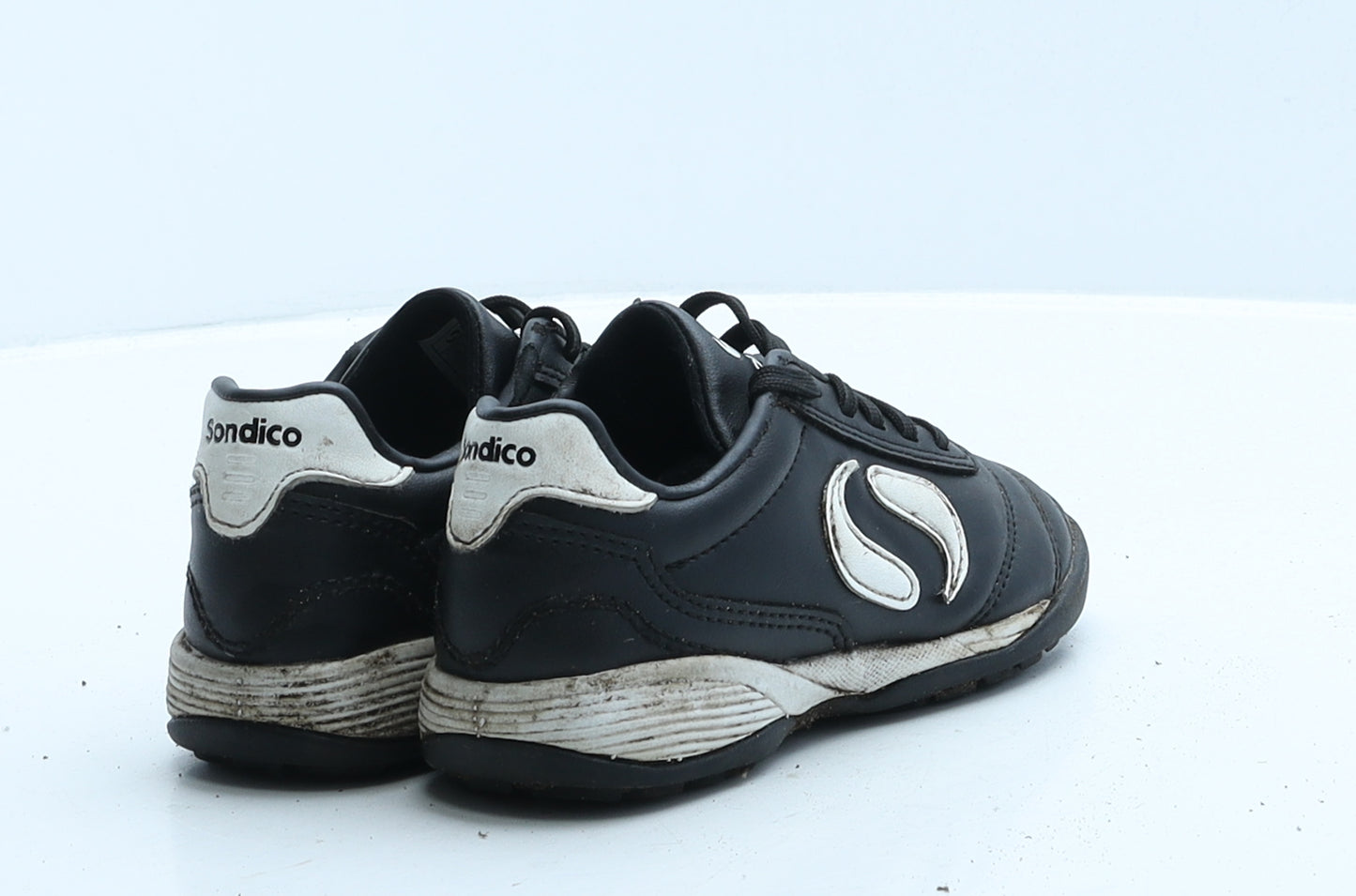 Sondico Boys Black Polyester Trainer UK 9 27