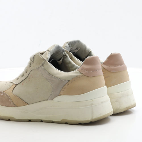 Kley Womens Beige Leather Trainer UK 7 40