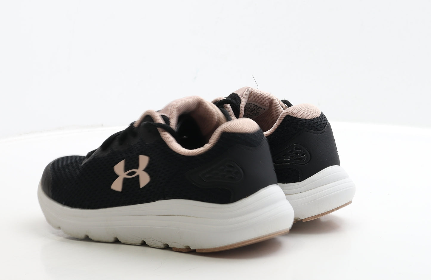 Under armour Womens Black Polyester Trainer UK 6.5 40.5 - Surge