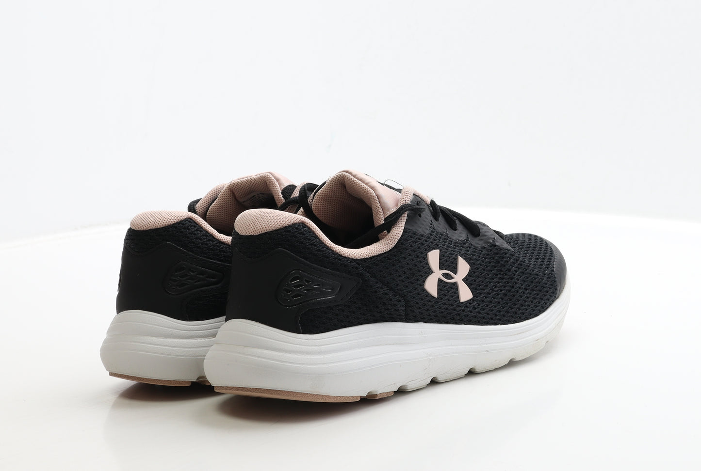 Under armour Womens Black Polyester Trainer UK 6.5 40.5 - Surge
