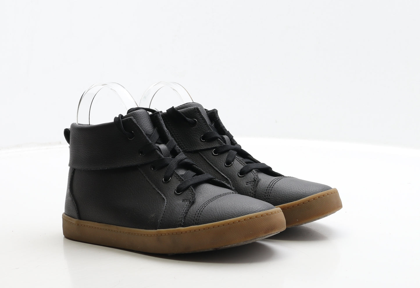 Clarks Girls Black Leather Trainer UK 2.5