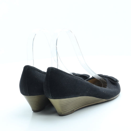 Preworn Womens Black Suede Court Heel UK 3 36