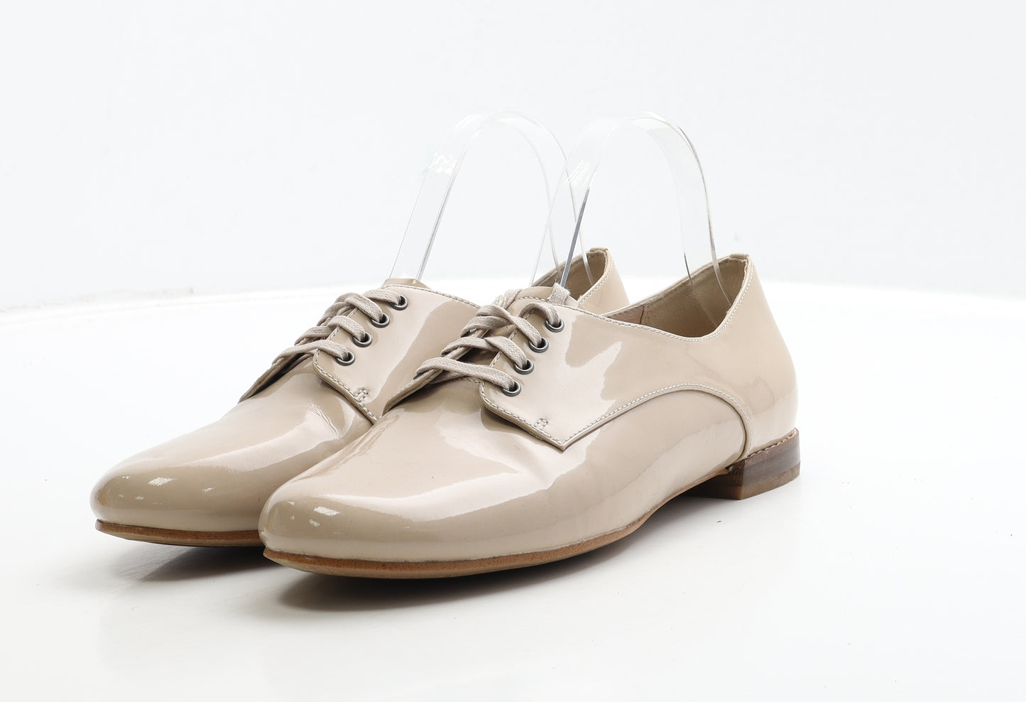 Clarks Womens Beige Patent Leather Oxford Casual UK 5.5 39 - Wide Fit
