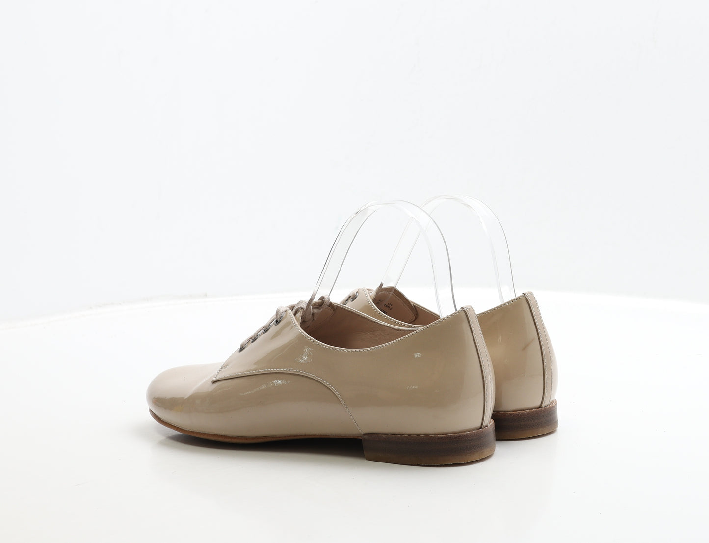 Clarks Womens Beige Patent Leather Oxford Casual UK 5.5 39 - Wide Fit