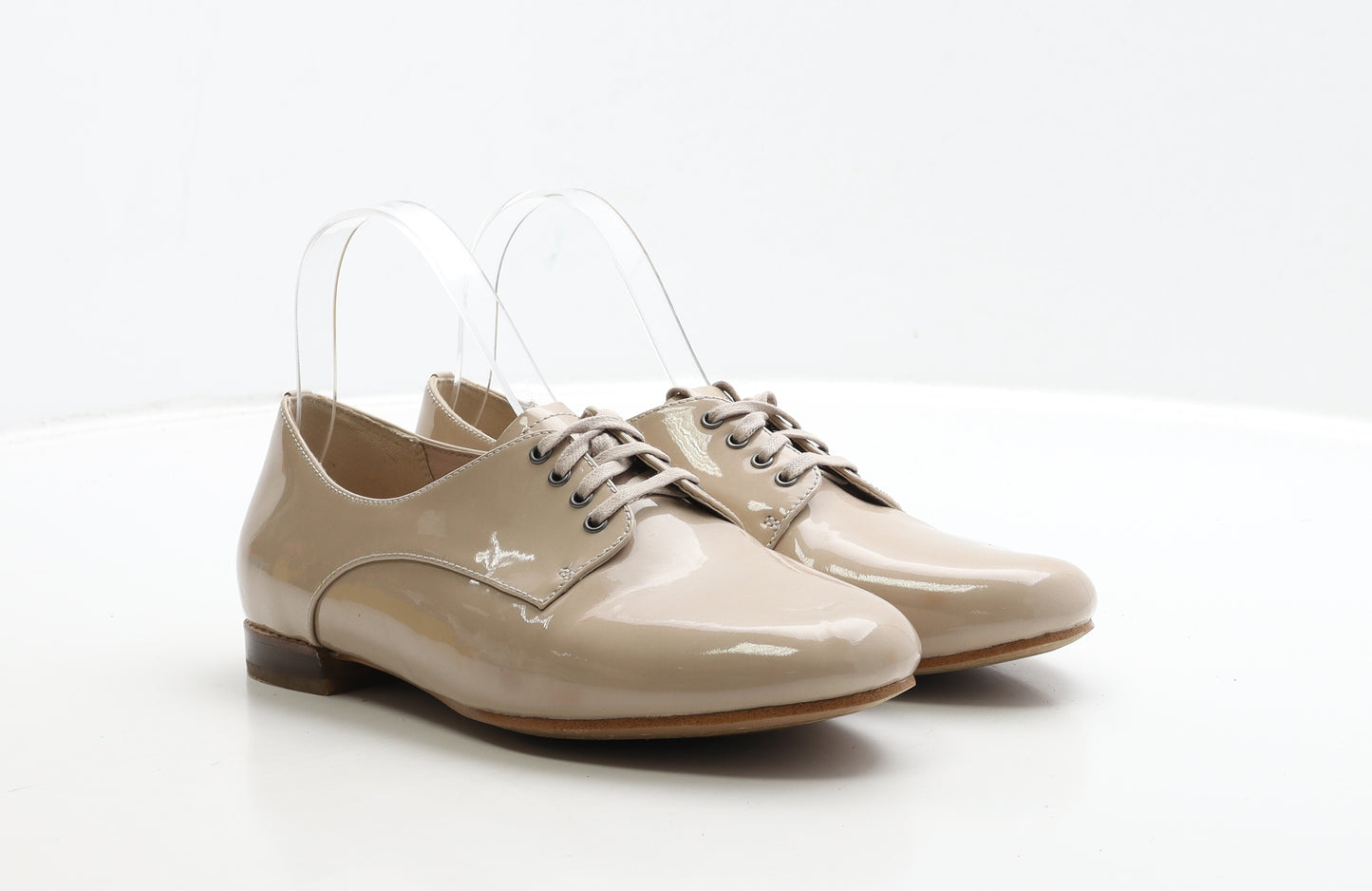 Clarks Womens Beige Patent Leather Oxford Casual UK 5.5 39 - Wide Fit