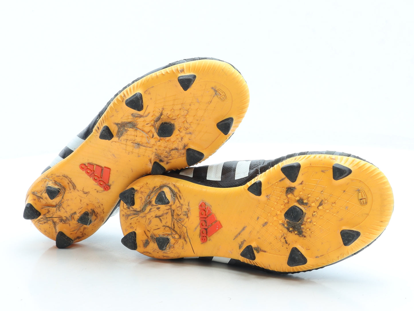 adidas Boys Black Geometric Leather Trainer UK 4