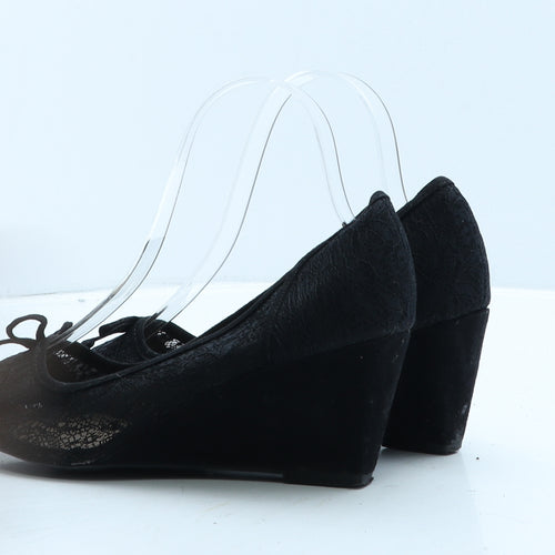 New Look Womens Black Floral Polyester Court Heel UK 4 37