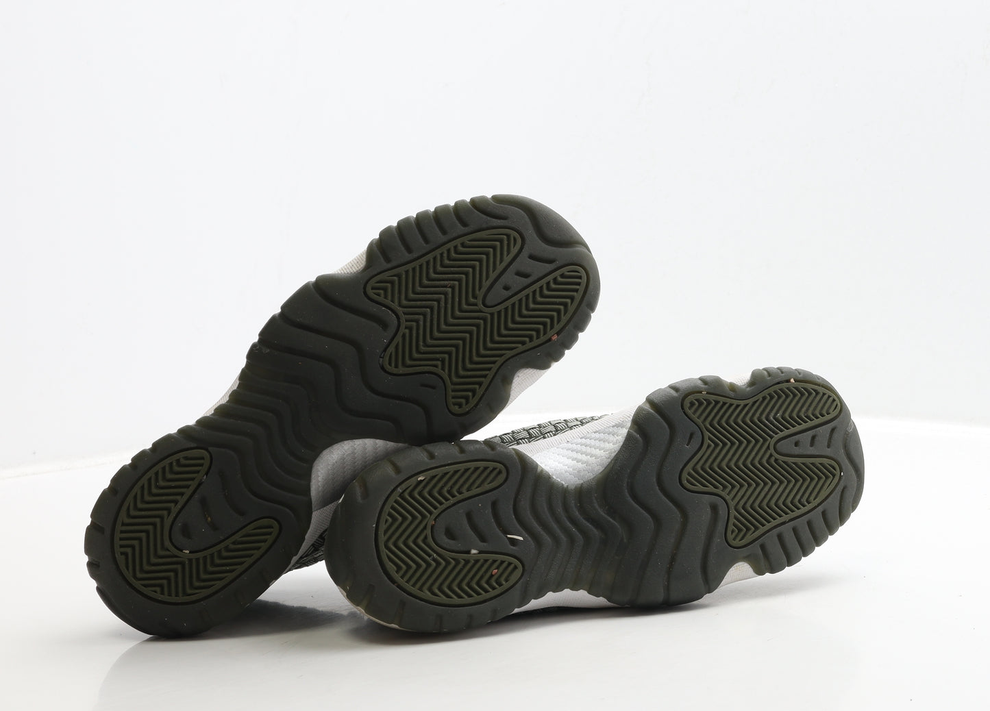 Nike Mens Green Geometric Polyester Trainer UK 5.5 38.5 - Jordan