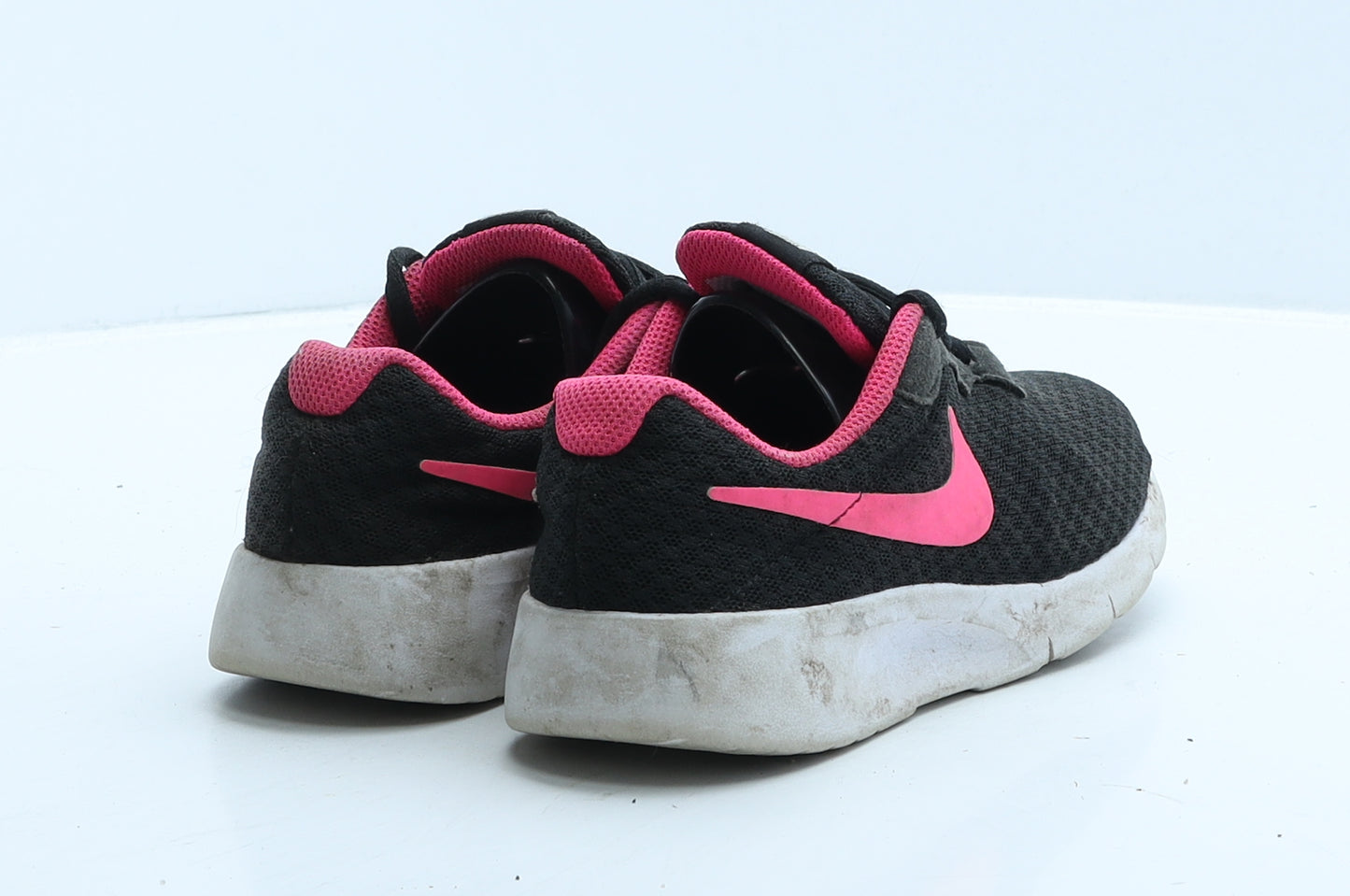 Nike Girls Black Colourblock Polyester Trainer UK 1 34