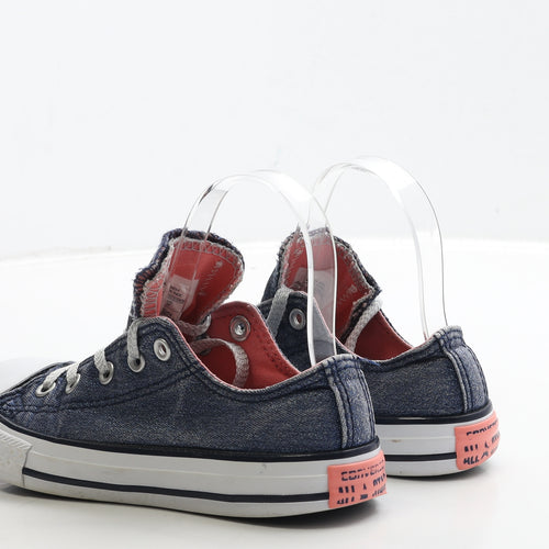 Converse Girls Blue Fabric Trainer UK 1 33