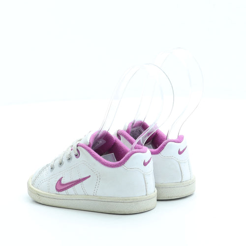 Nike Girls White Leather Trainer UK 5 21