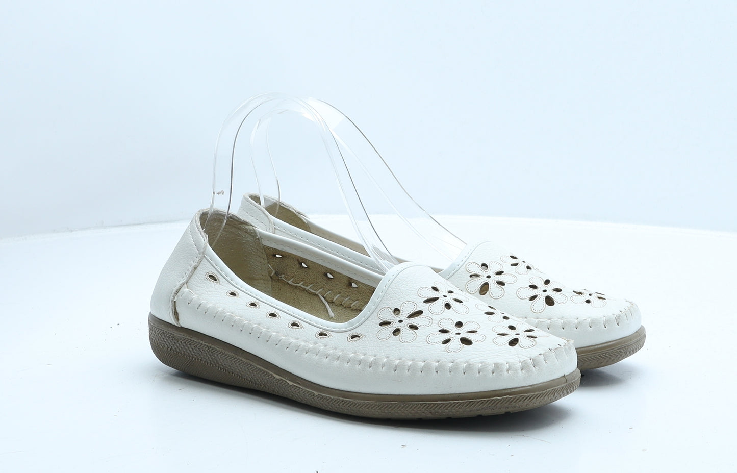 Classique Womens White Geometric Leather Flat UK 5 38