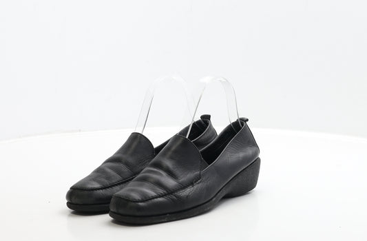 Preworn Womens Black Leather Court Heel UK 3 36