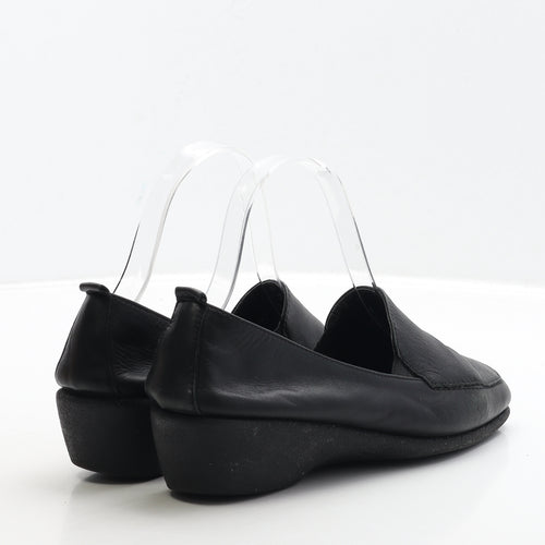 Preworn Womens Black Leather Court Heel UK 3 36