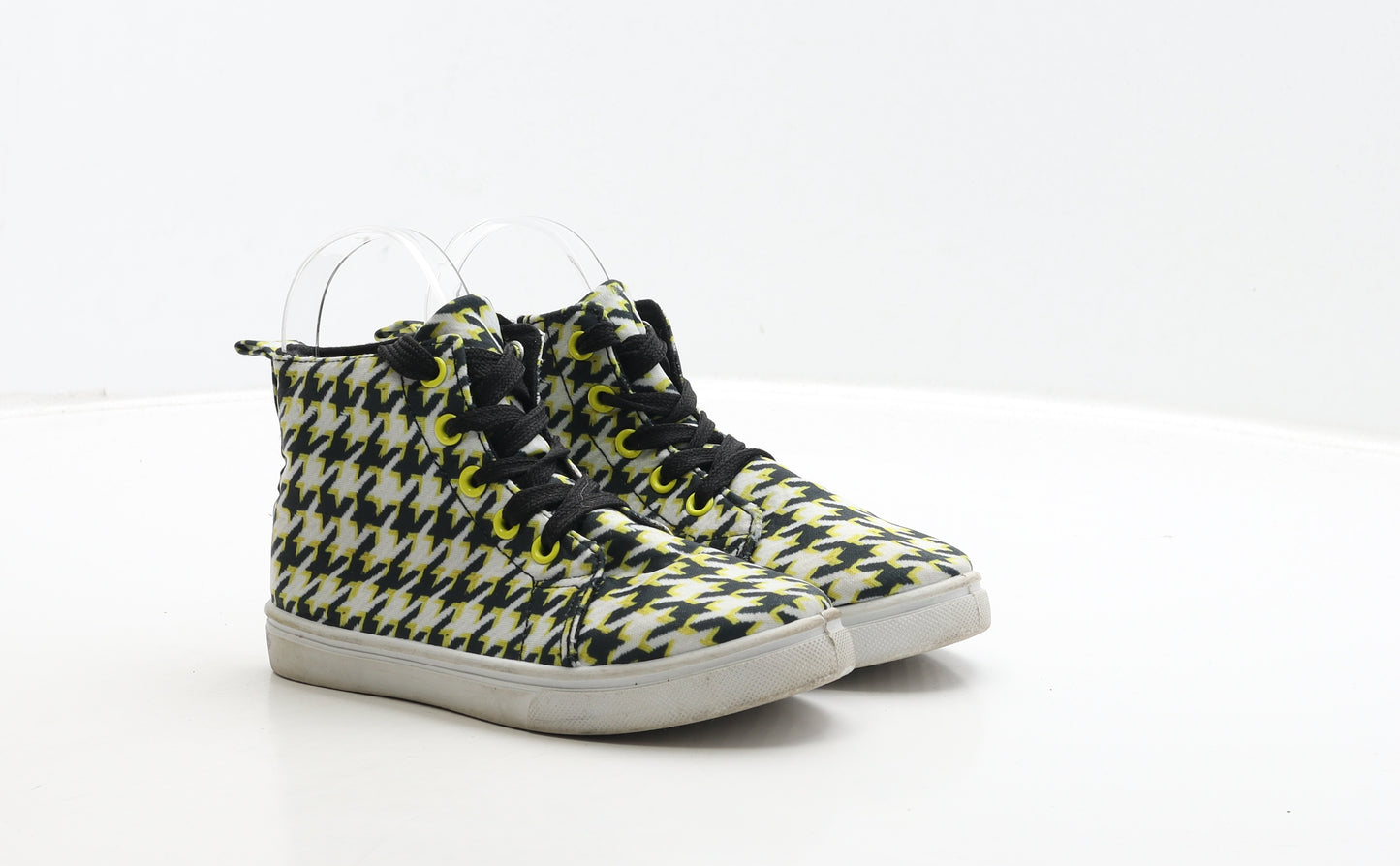 Preworn Girls Multicoloured Geometric Polyester Trainer UK 12 30 - Estimated UK Size 12