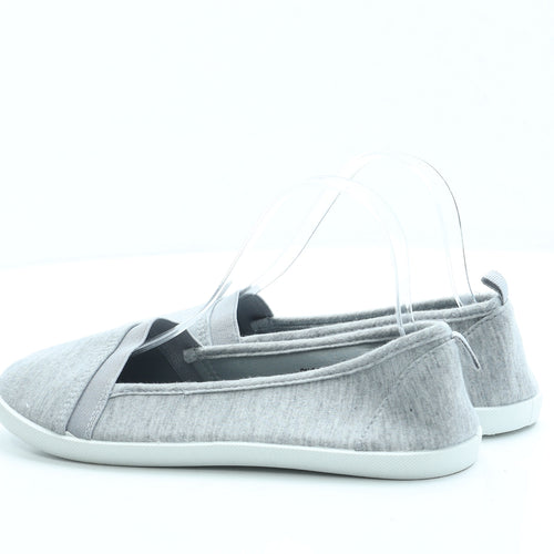 Primark Womens Grey Fabric Slip On Flat UK 6 39 US 8