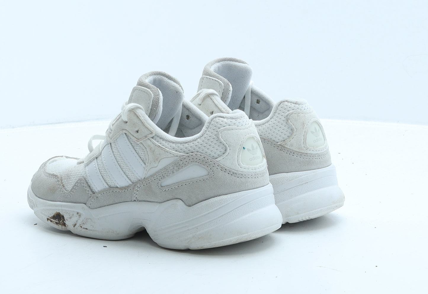 adidas Girls White Colourblock Fabric Trainer UK 13.5 32