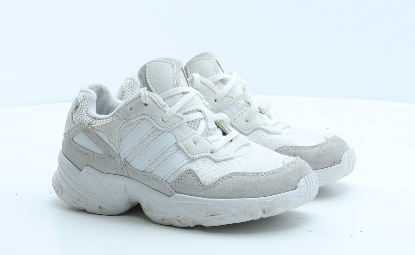 adidas Girls White Colourblock Fabric Trainer UK 13.5 32