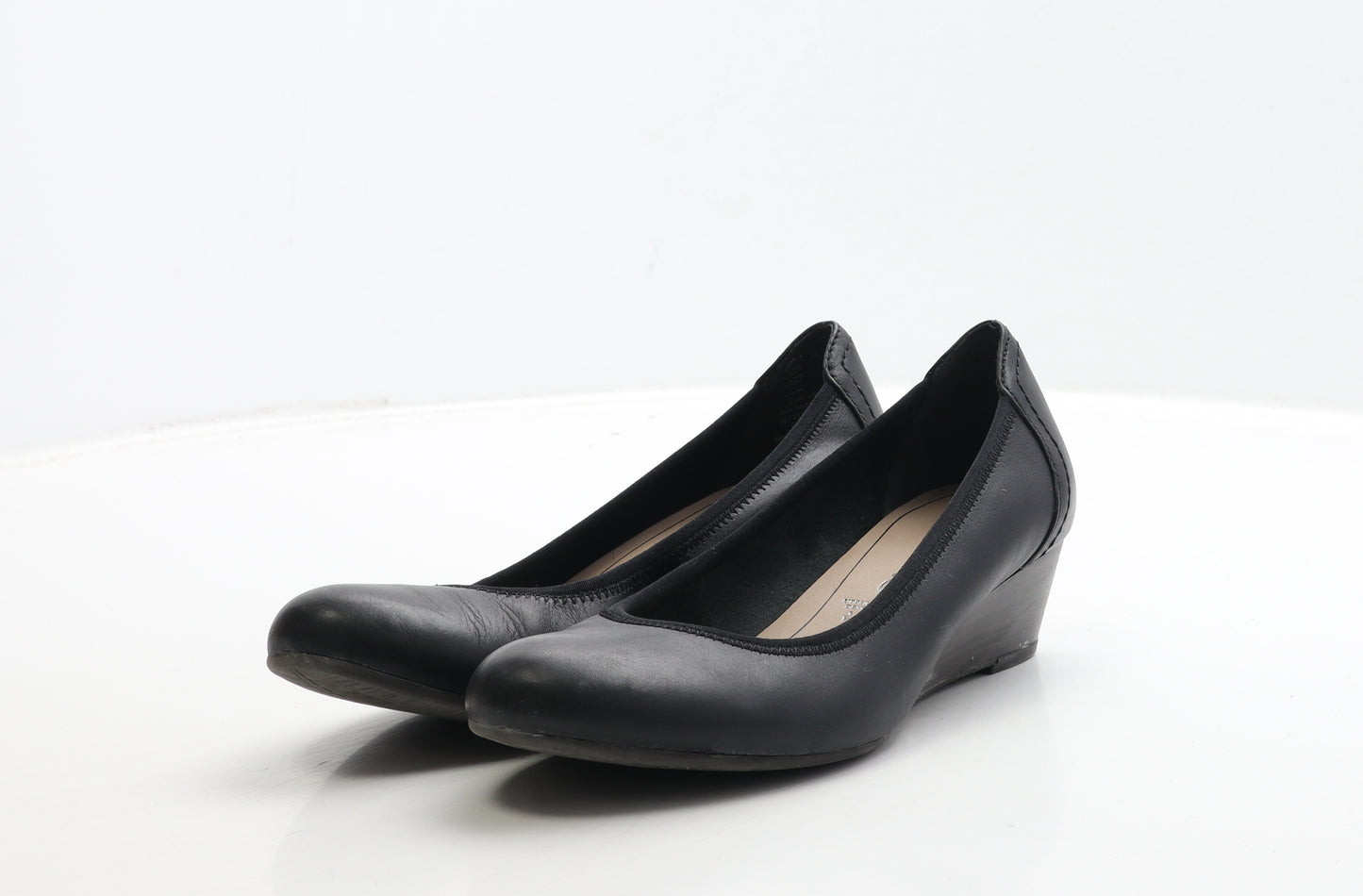 Tamaris Womens Black Leather Court Heel UK 4 37 - Estimated UK Size 4