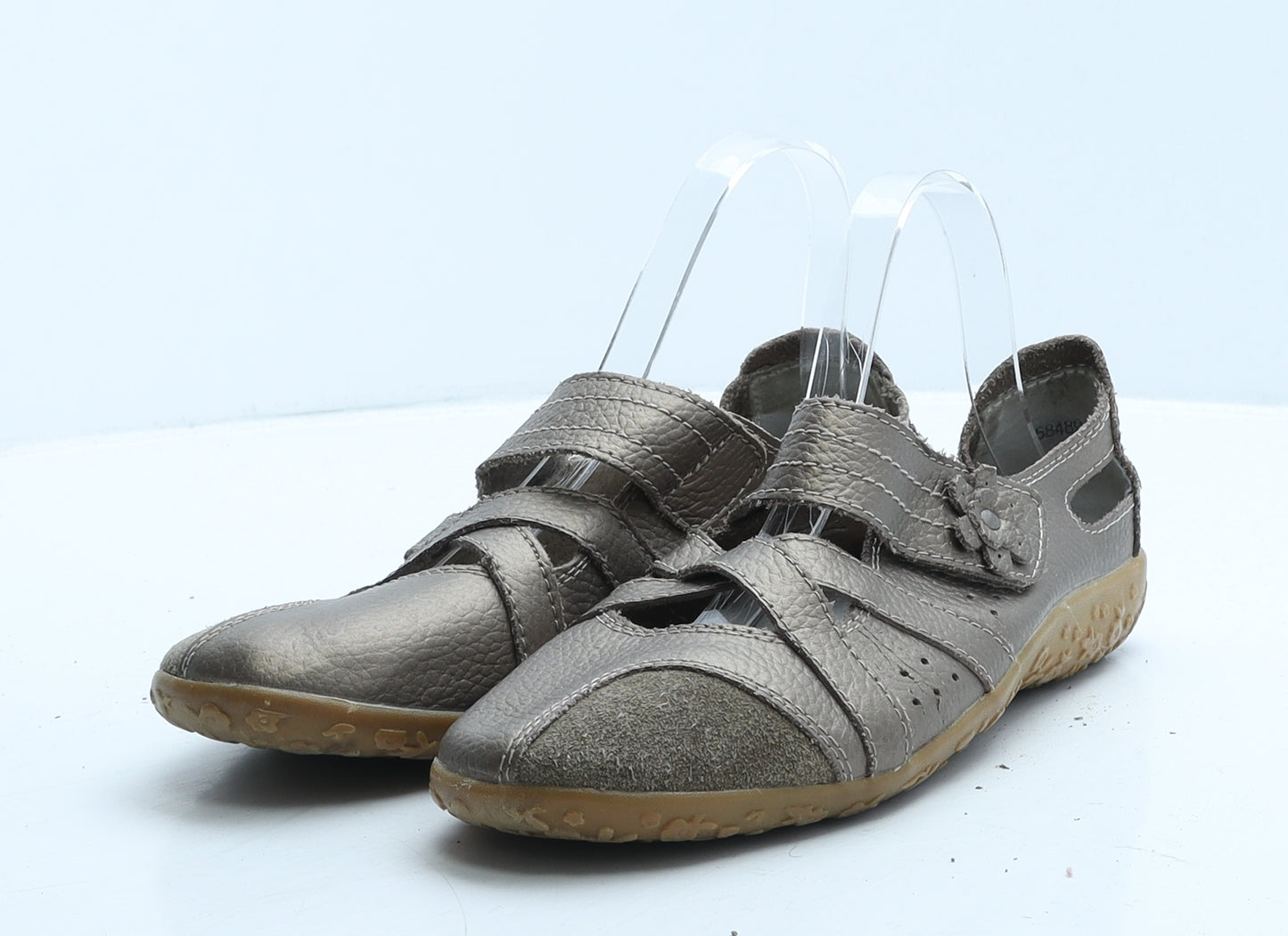 Avenue Womens Beige Leather Flat UK 5