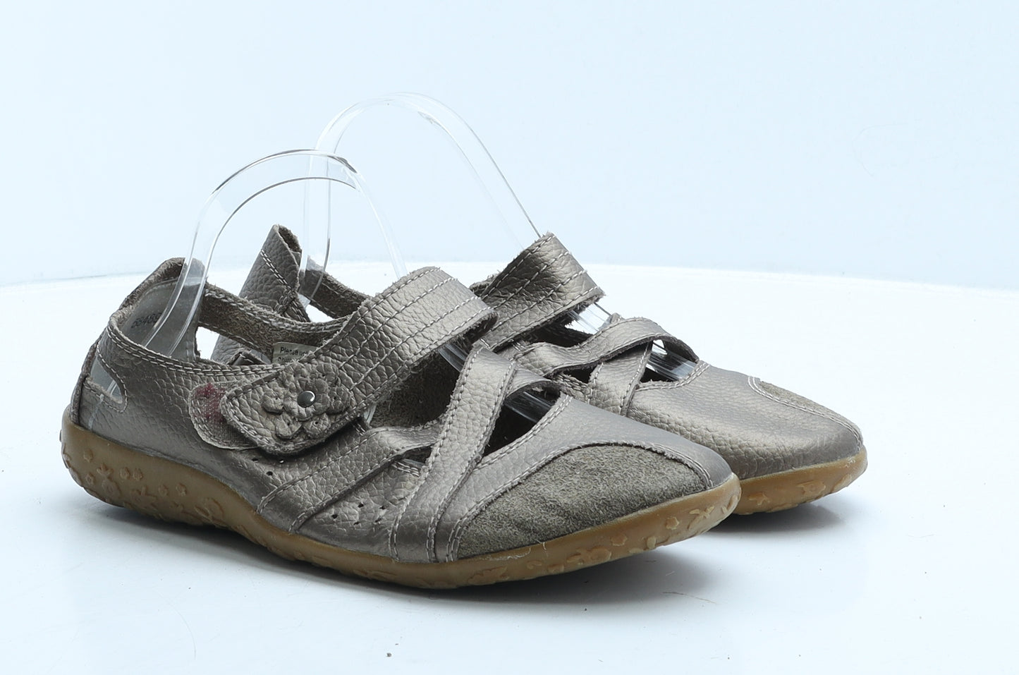 Avenue Womens Beige Leather Flat UK 5