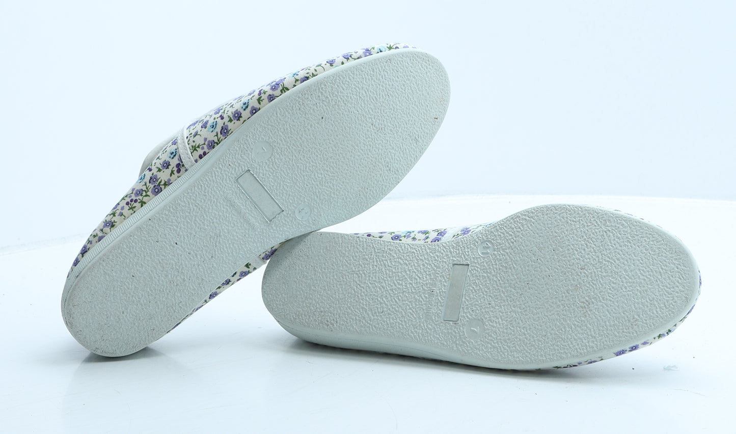 Damart Womens White Floral Fabric Flat Casual UK 7 41